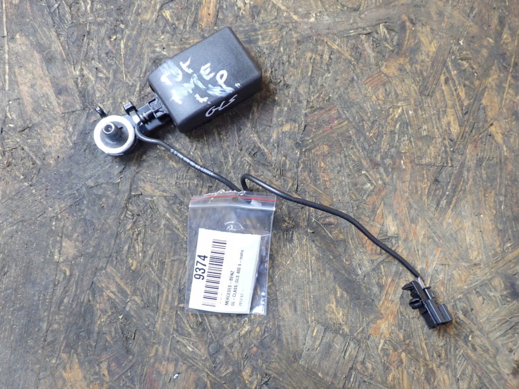 фото №1, Замок поперечина лівий задня mercedes gls ii x166 3.0 17r a1668602369 9374