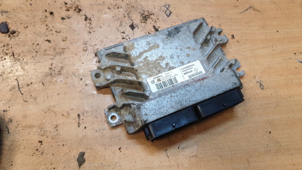 фото №1, Dacia sandero i бортовой компьютер блок управления 1.4