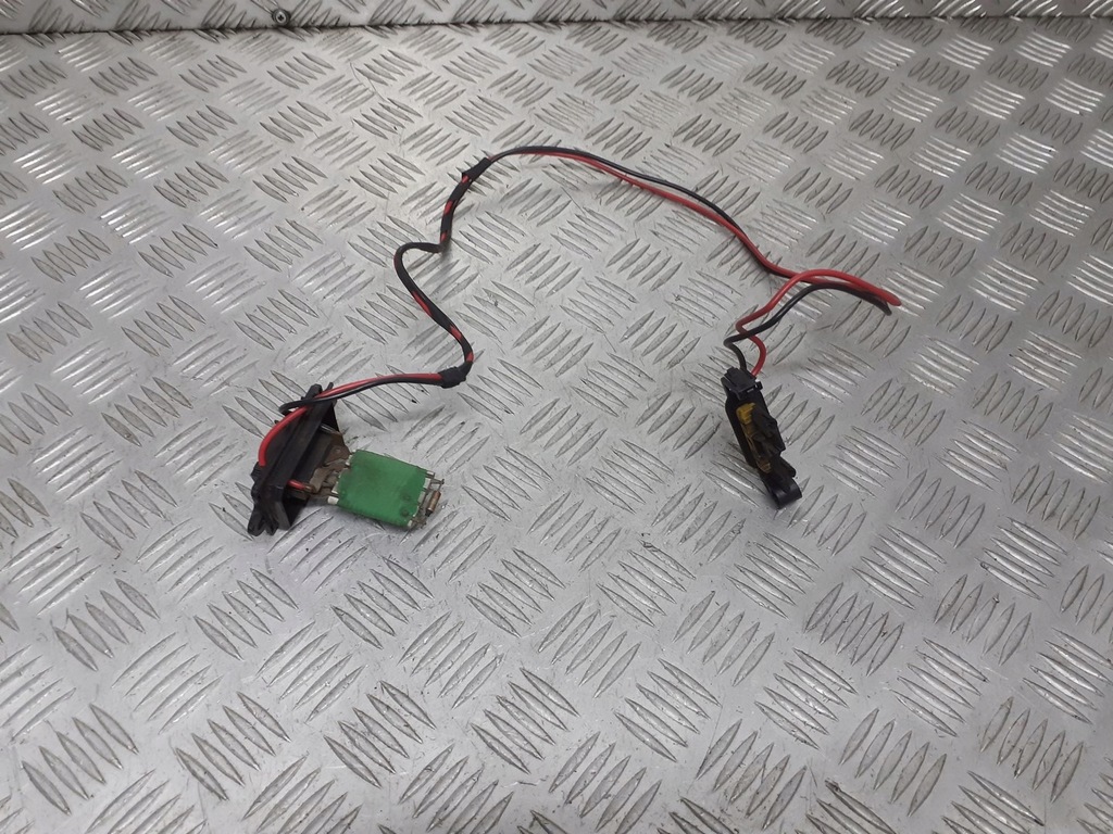 фото №1, Резистор резистор вентилятор renault clio iii