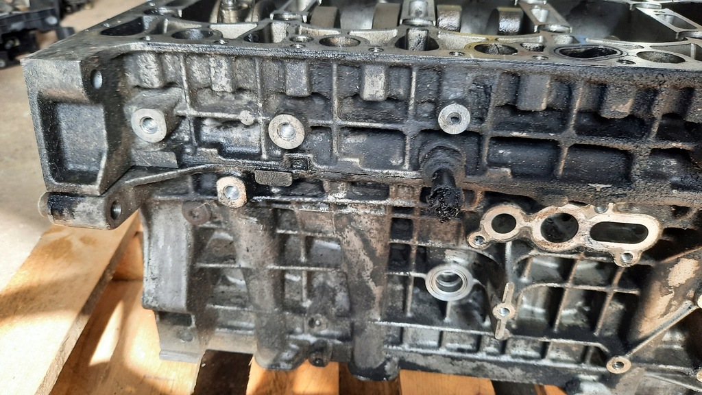 фото №7, Блок двигателя wał d5244t volvo s60 v70 ii 2.4 d5 163km