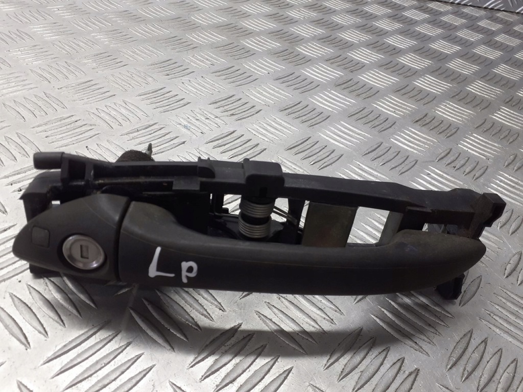 фото №1, Ручка левая передняя наружная mercedes w203