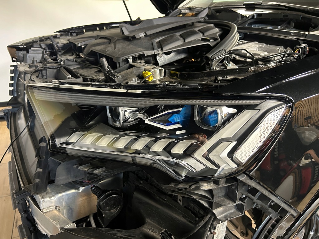 фото №1, Audi a6 a7 q7 q8 лампи matrix монтаж