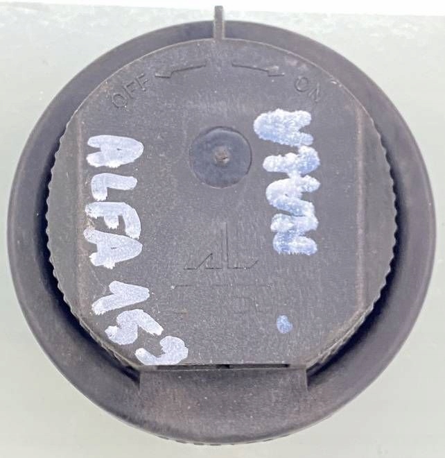 фото №1, Alfa romeo 159 06 r кришка лампи перед малий