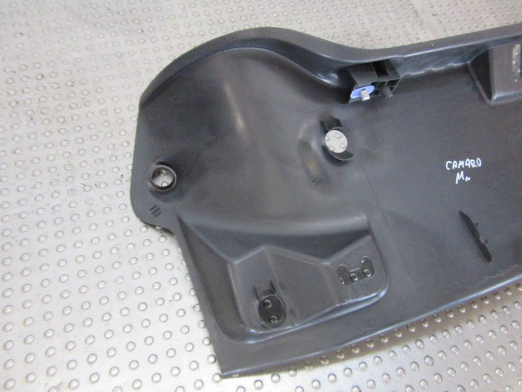 фото №12, Chevrolet camaro 2010 обшивка защита крышки багажника