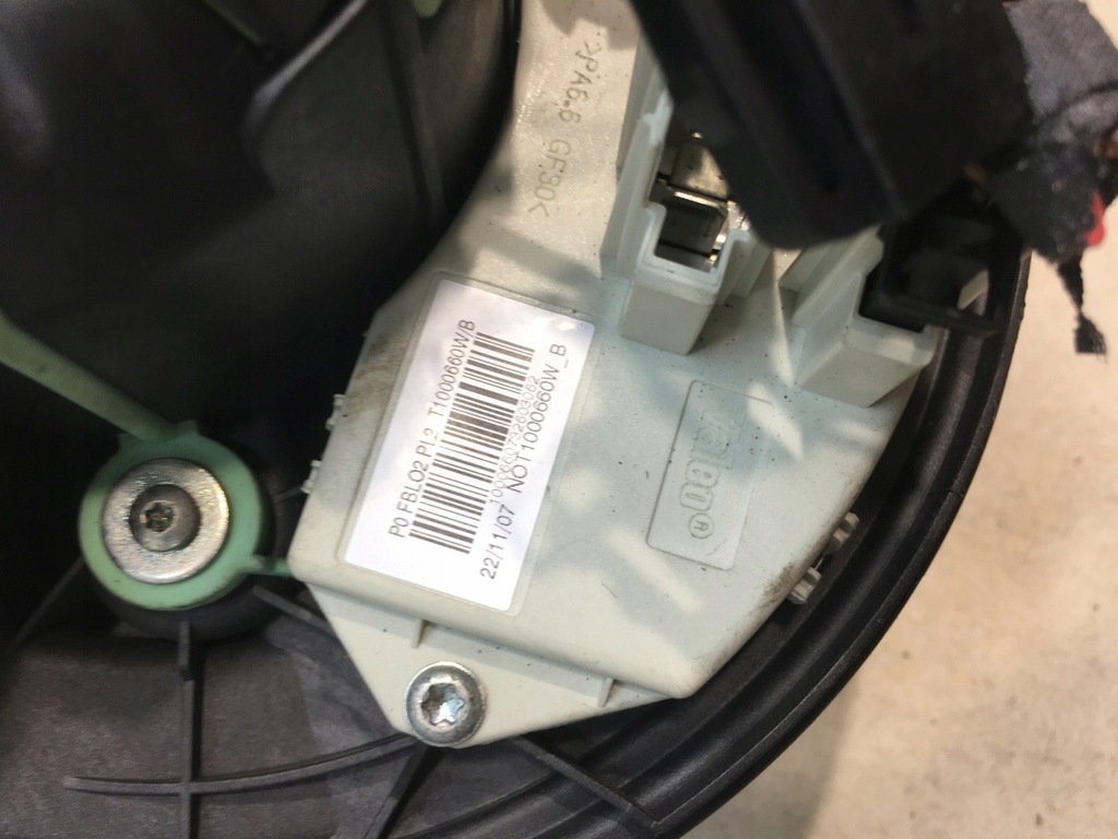 фото №7, Вентилятор воздуходувка bmw 3 e92 6933663 985465s