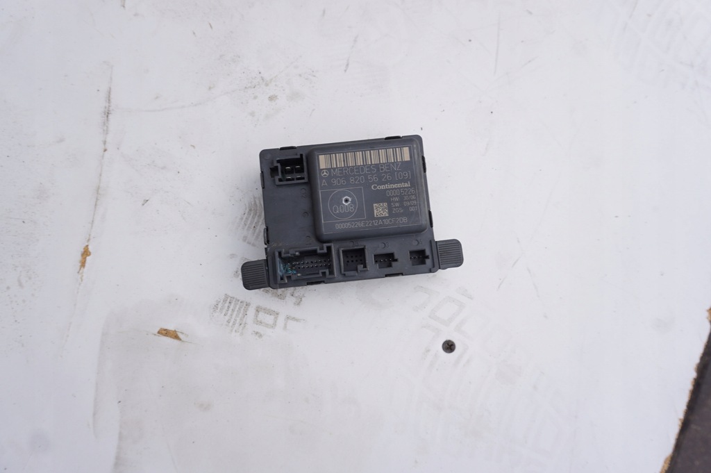 фото №1, Модуль двері a9068205626 mercedes sprinter w906