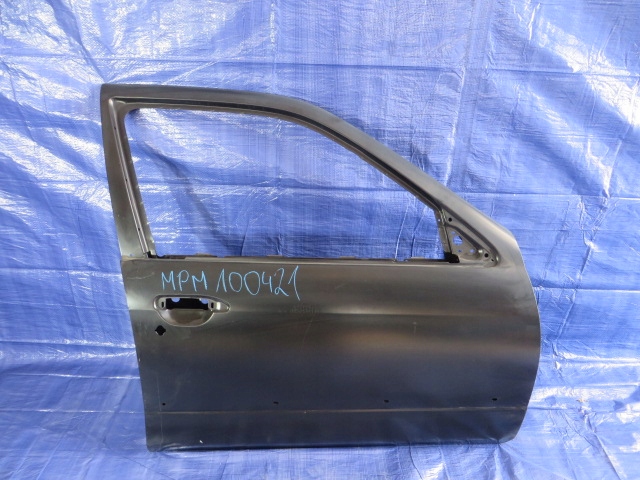 фото №1, Nissan primera дверь передние правое перед 96-02