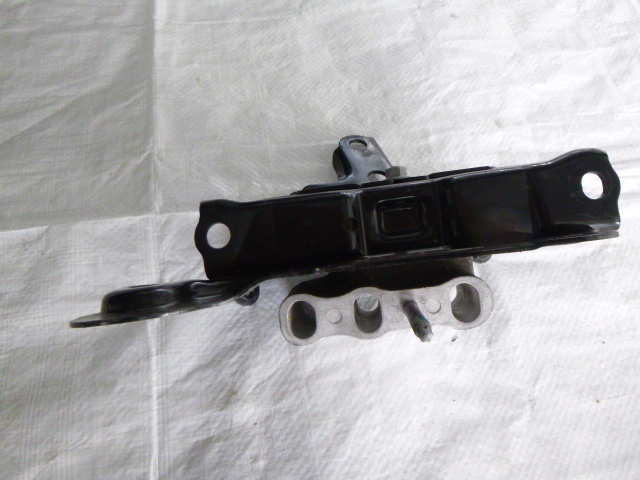 фото №3, Кронштейн подушка двигуна clio iv captur tce renault