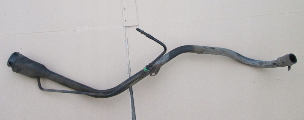 фото №8, Dodge charger 14r 3.6 заливная горловина топлива труба заливной