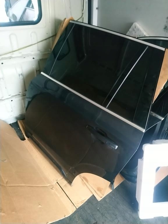 фото №1, Volvo xc90 r-desing дверь левая задние 492