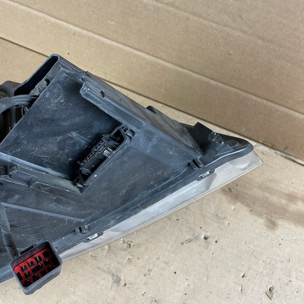 фото №10, Volvo xc60 i 08-13 ксенон 30763135 лампа передня перед ліва + кронштейн