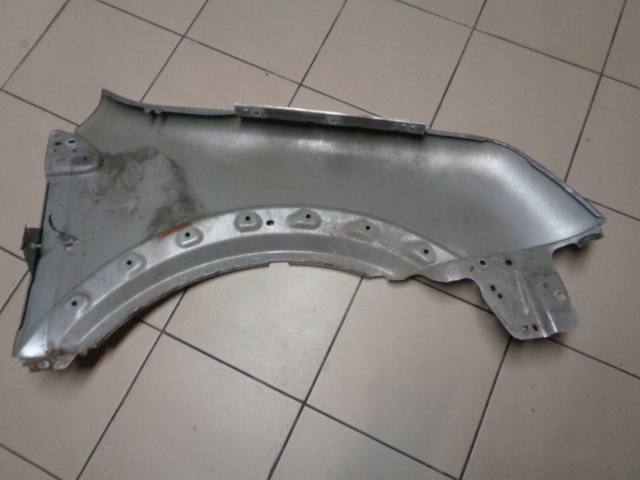 фото №14, Крыло левый перед ford tourneo connect 03-06 серебристый