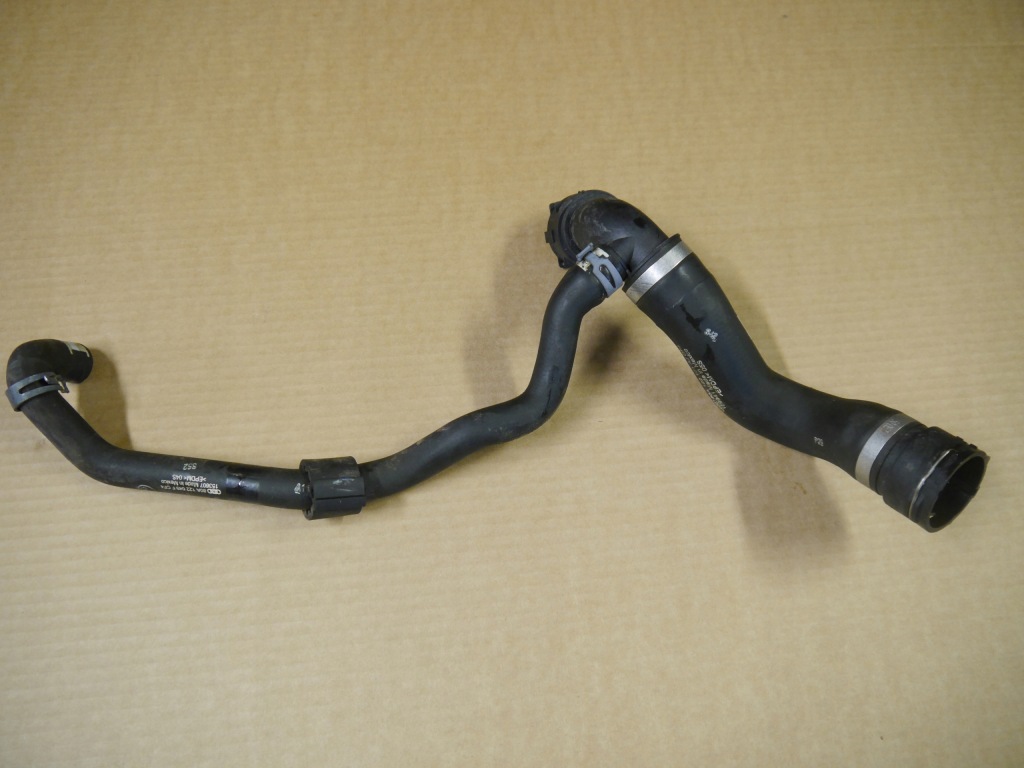 фото №1, Audi q5 80a шланг воды 80a122101aj
