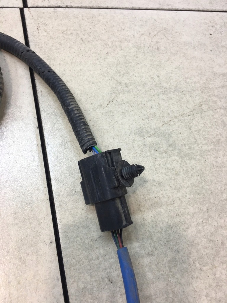 фото №6, Датчик парковки жгут hyundai i30 i 95720-2r00