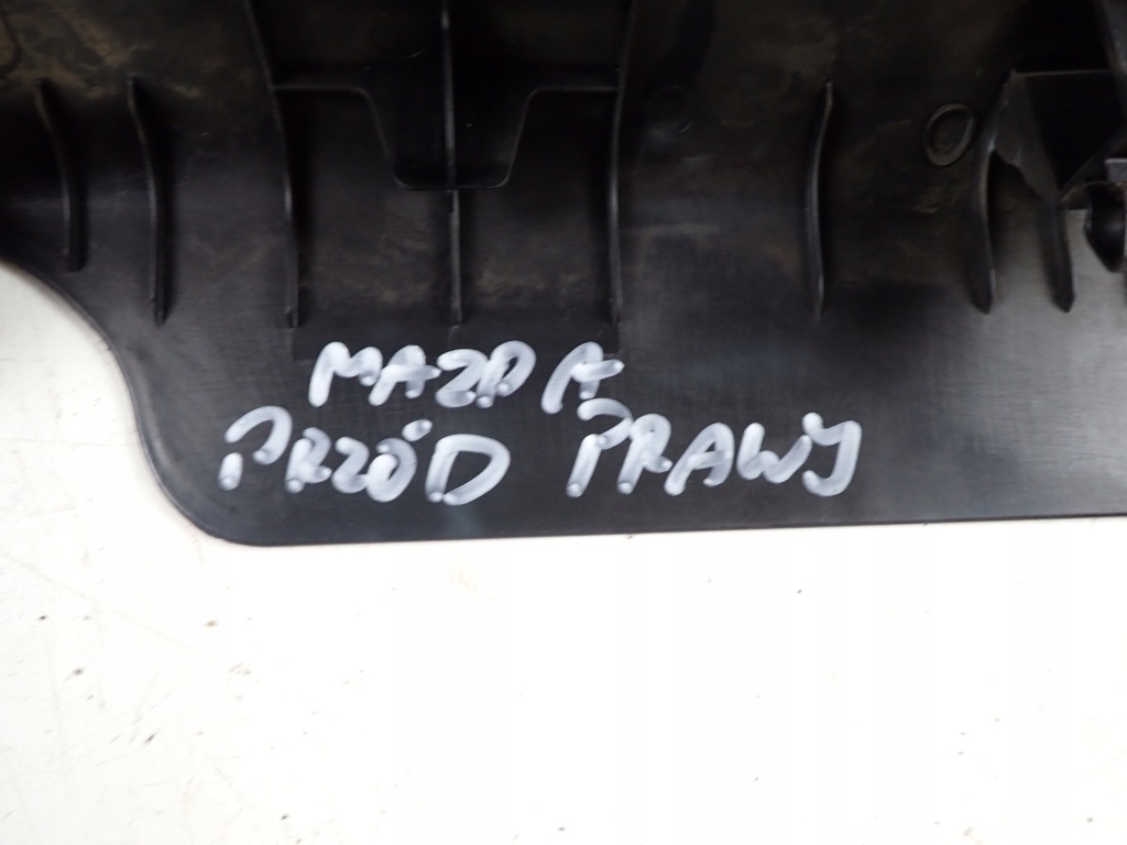 Накладка молдинг накладка порог правый  mazda 5 2008 европа cc2968710 с Разборки