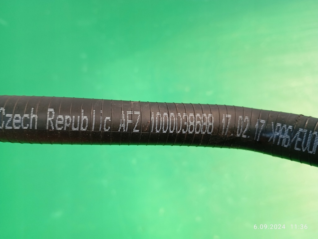 фото №8, Шланг вентиляційний maserati 06700369290