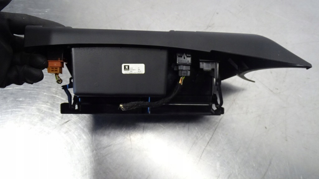 фото №6, Решётка обдув средняя peugeot 3008 1.6hdi