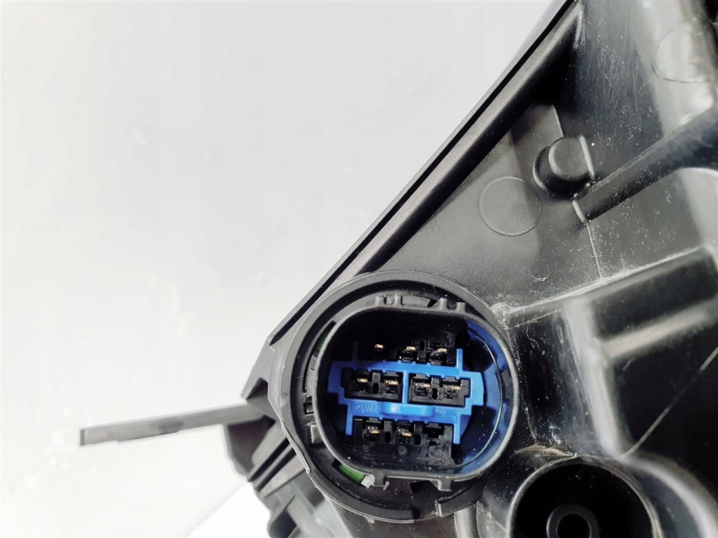 фото №7, Kia niro lift 19r+ права лампа перед full led eu