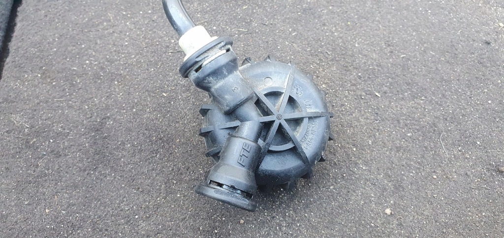 Помпа сцепления цилиндр сцепления шланг kia sportage iv 306104118r Недорого