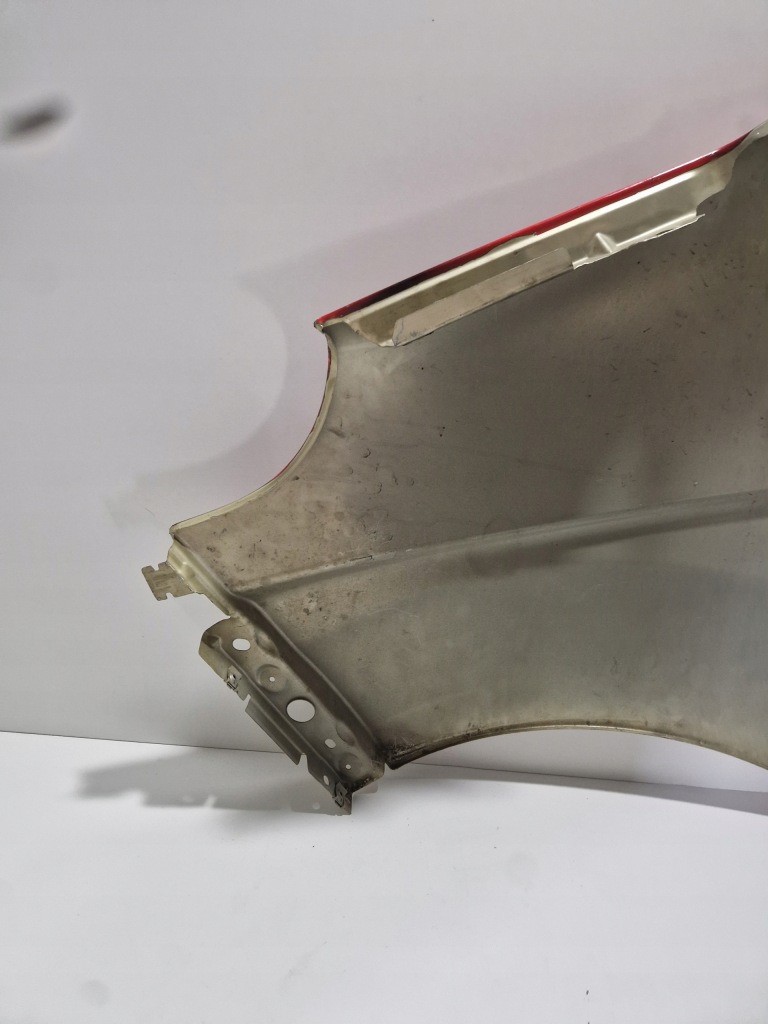 Trafic vivaro primastar крыло  передний правый Киев