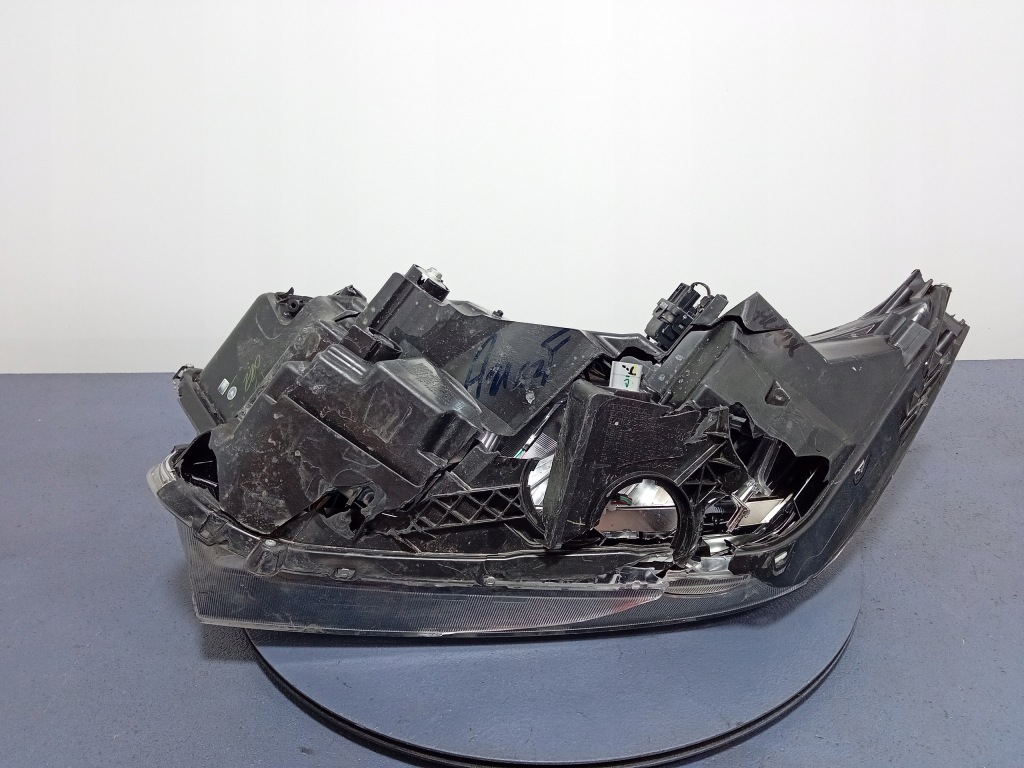 фото №3, Honda cr-v v 19- фара правый full led eu