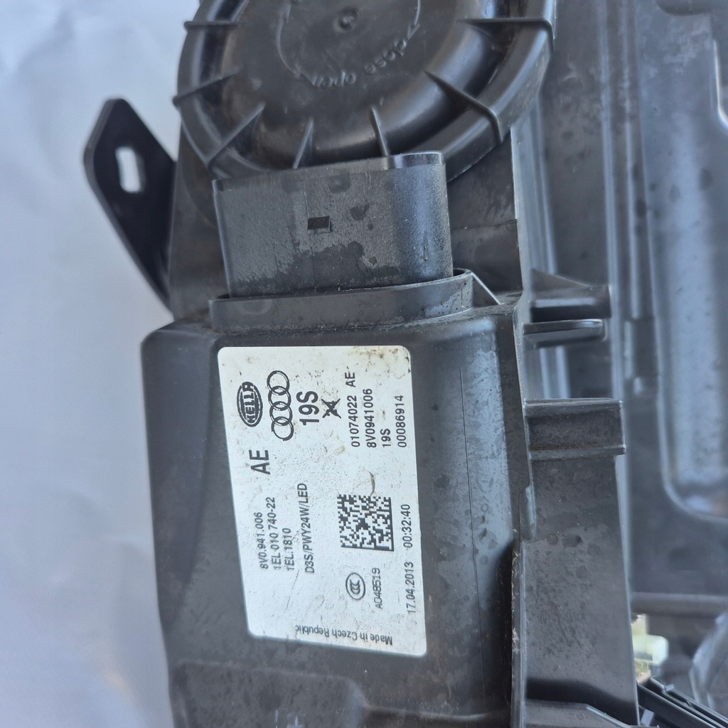 фото №10, Audi a3 8v 8v0 13-16 лампа bi ксенон ліва лівий перед передня 8v0941005