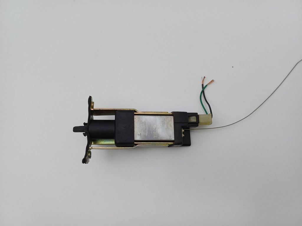 фото №6, Привод крышка заливной топлива kia magentis 957203c000 nr214