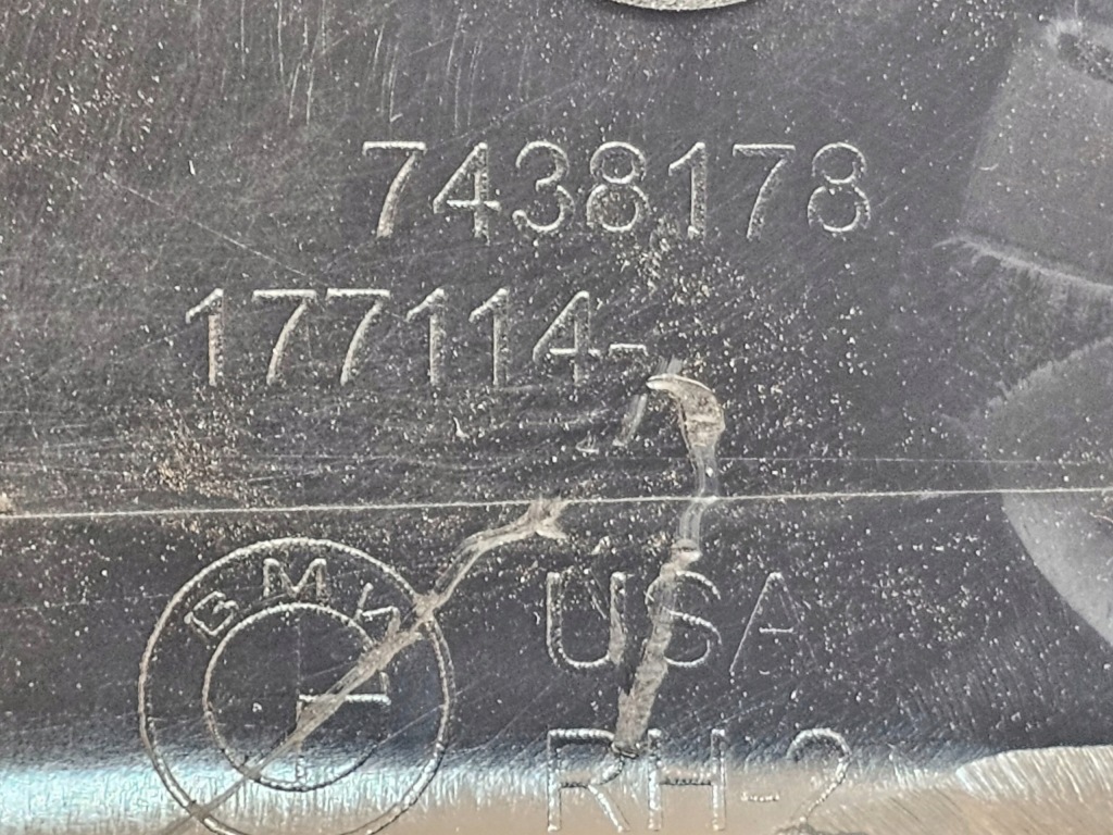 Bmw x5 g05 19- накладка замка багажника ліва права 7438177 америка в Україні