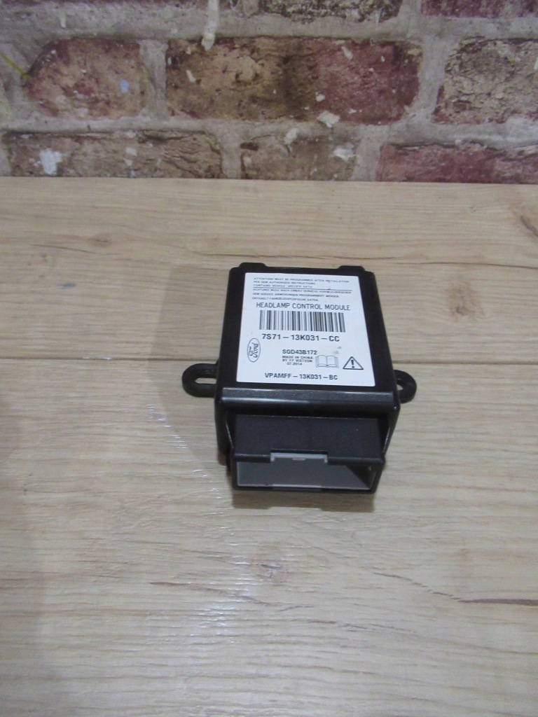 фото №1, Кнопка тормоза ручного citroen c4 picasso ii