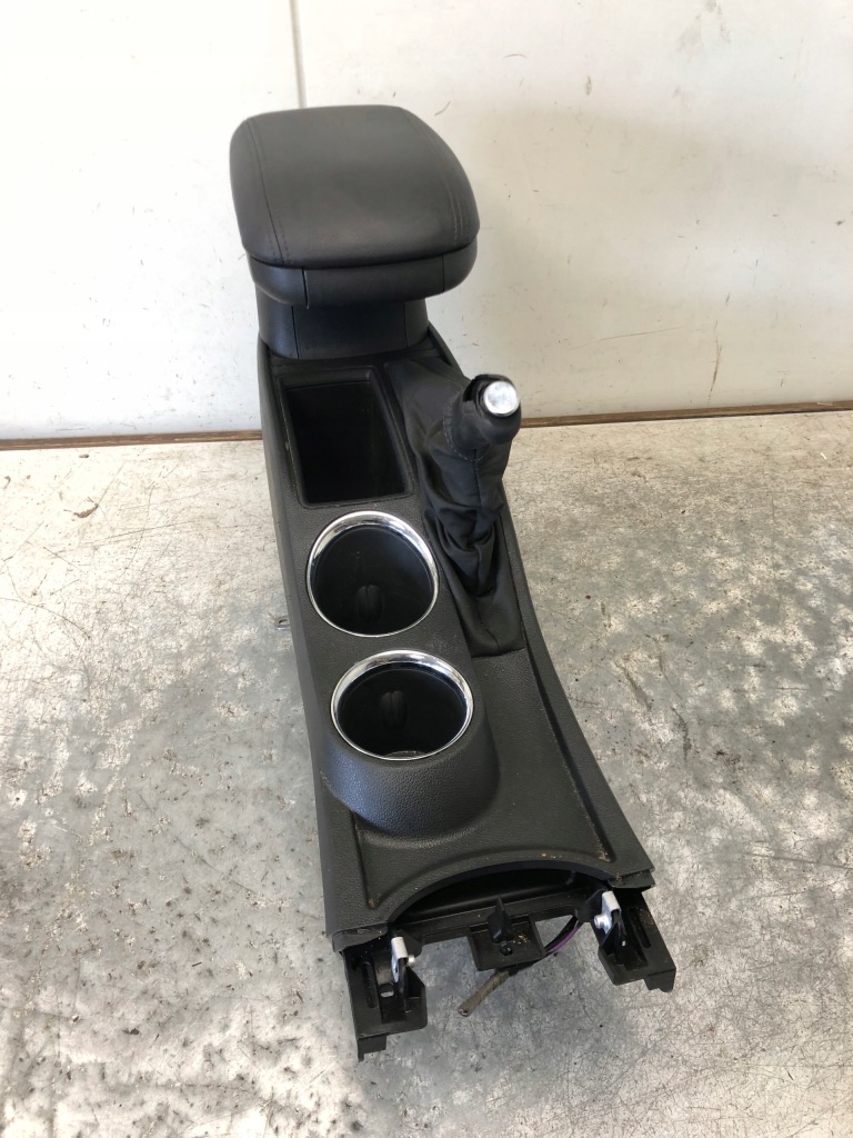 фото №5, Туннель средний подлокотник ручной opel zafira c 30615582