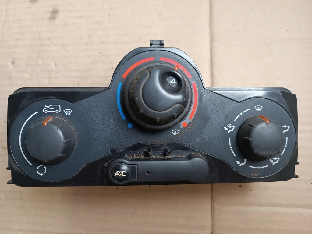 фото №1, Панель кондиционера renault kangoo ii 5f2140100