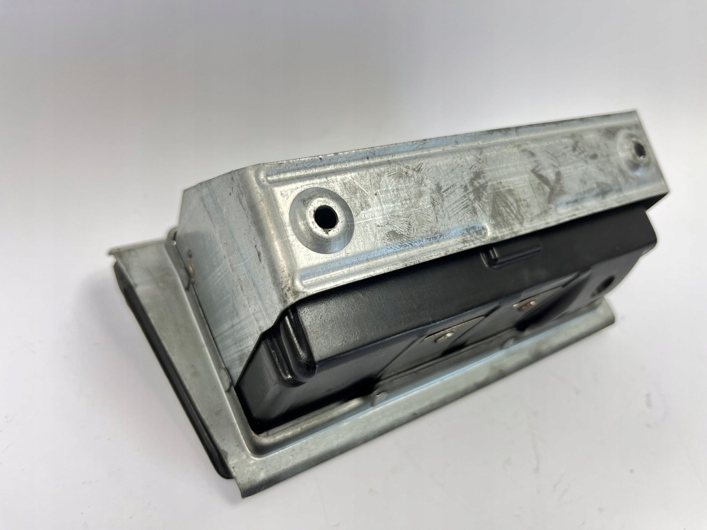 Пепельница перед передняя mercedes 123 w123 Оригинал