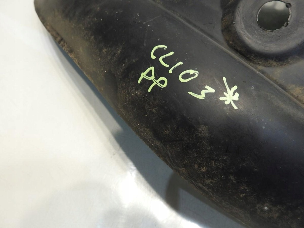 фото №2, Подкрылок правый перед renault clio iii 8200289946