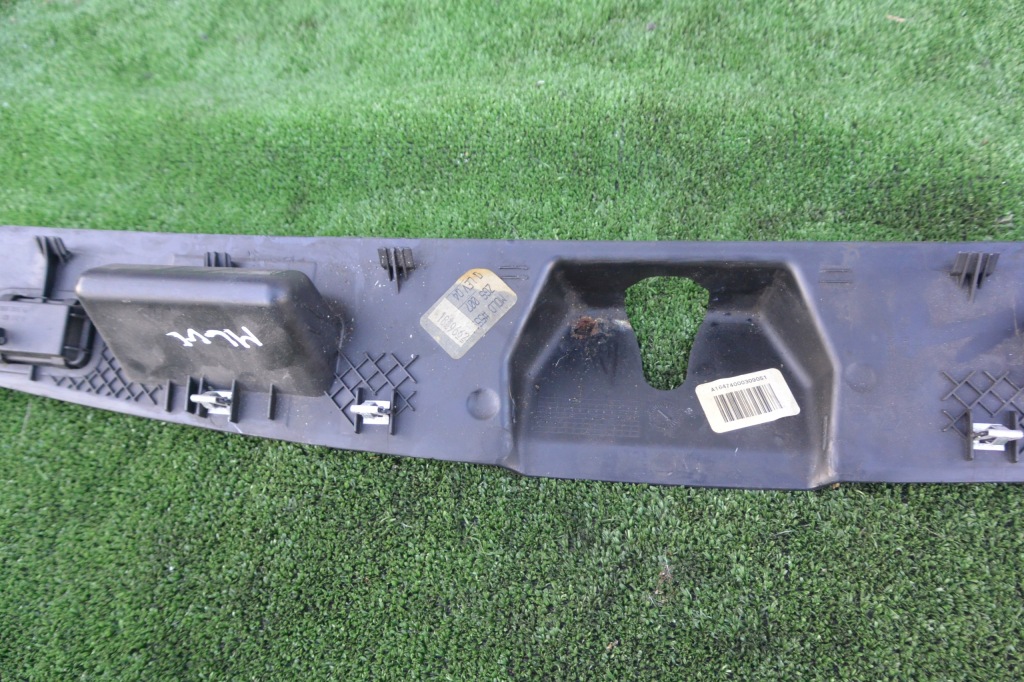 фото №8, Защита нижняя корпус крышки багажника кнопка открывания mercedes ml w164