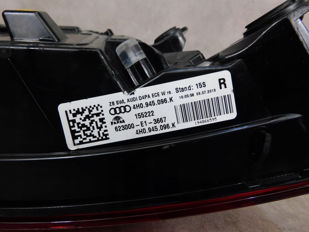 фото №10, Лампа matrix права задня правий задня w крила audi a8 s8 d4 lift 4h0945096k