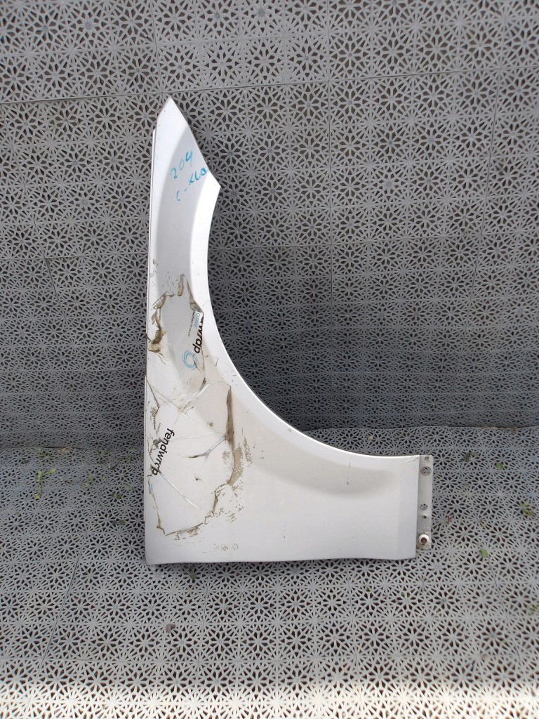 фото №1, Крыло правый передний mercedes c-klasa w204