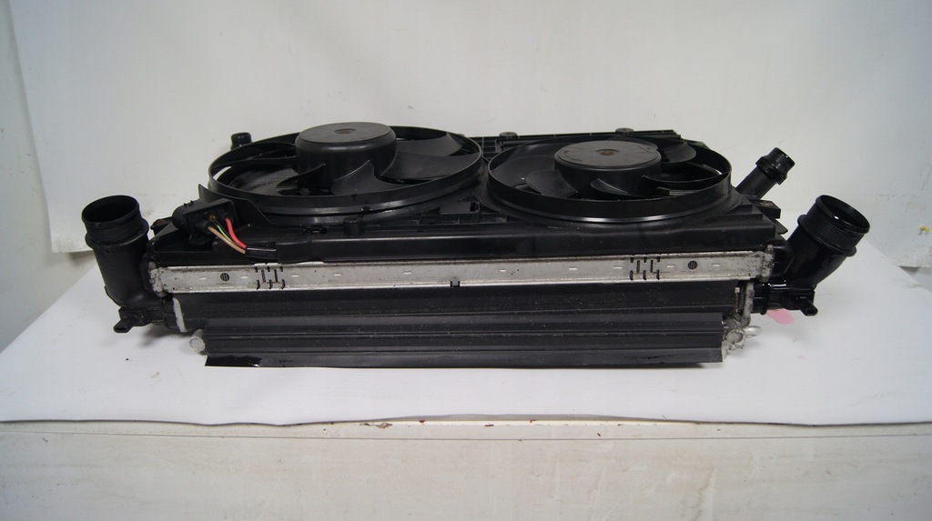 фото №11, Радіатор vw passat cc 2.0 tdi механічна коробка передач 3c0121253ar