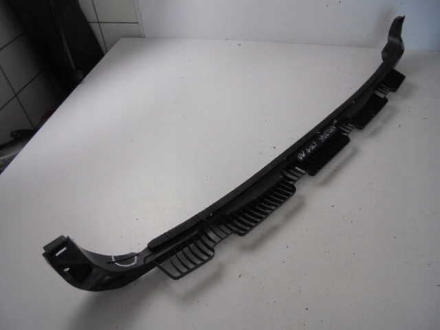 фото №1, Напрямна бампера задня vw golf sportsvan