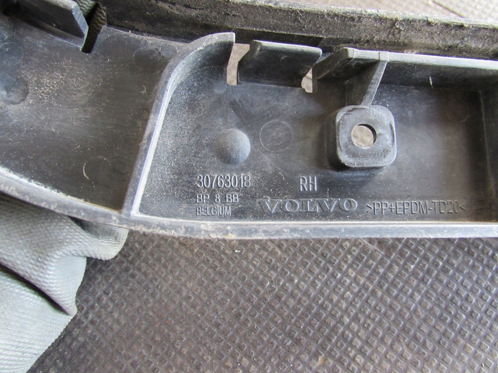 фото №9, Напрямна правий задня volvo v50 i 04-11r 30763018