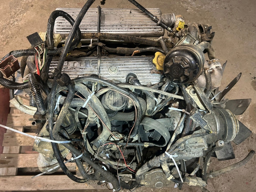 фото №1, Двигатель land rover discovery 1 i 2.5 tdi 300 tdi