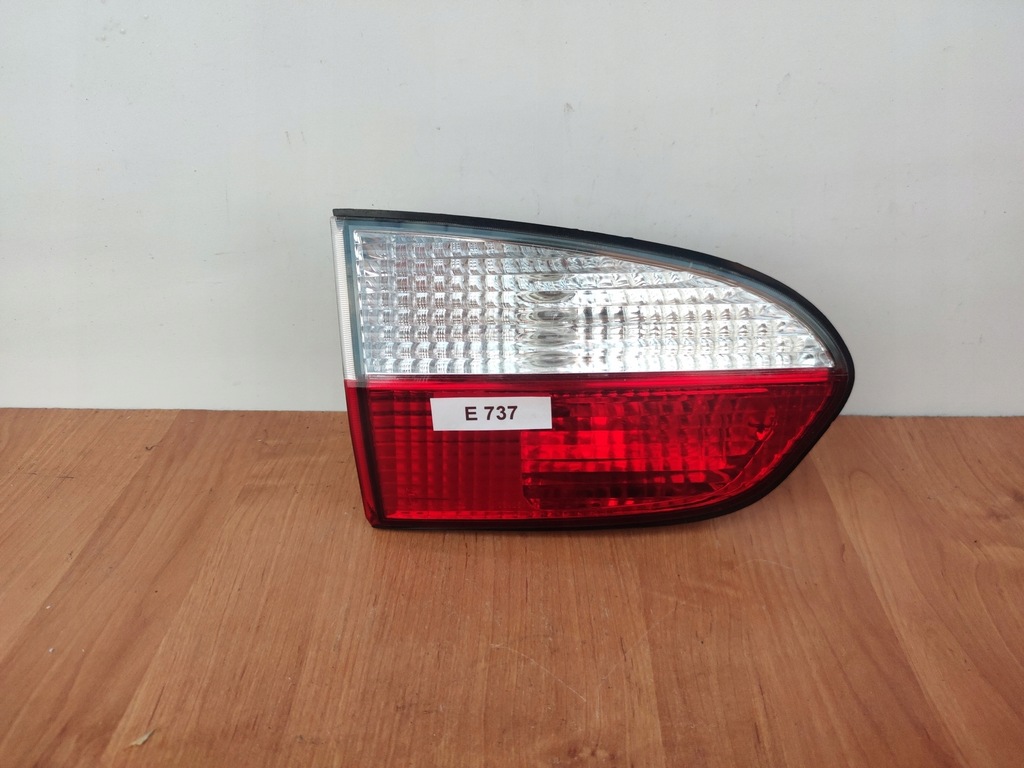 фото №1, Левая лампа w крышка задняя hyundai h1 starex idealna