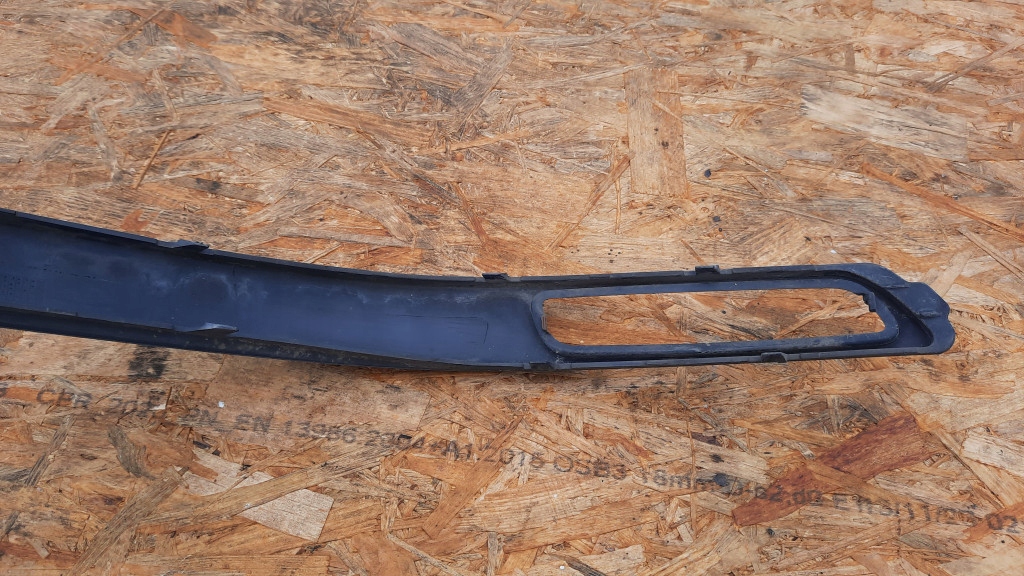 фото №5, Молдинг бампера левая перед volov v40 s40 30621488