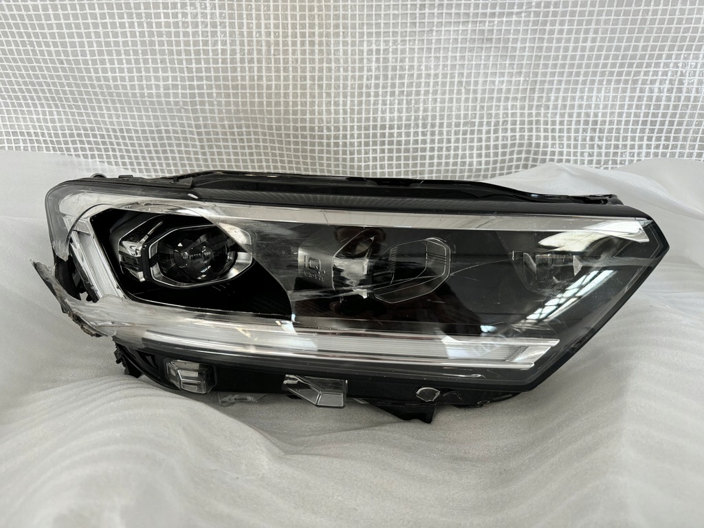 фото №1, Vw troc t-roc lift права лампа full led