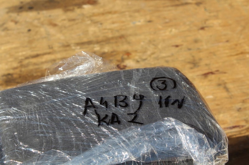 фото №7, Підлокітник тунель середнього audi a4 s4 b9 2016