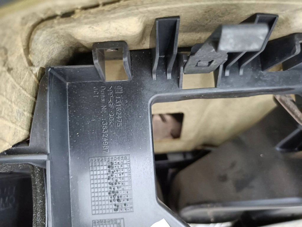 Opel zafira b 2009 приборная панель приборная в Украине