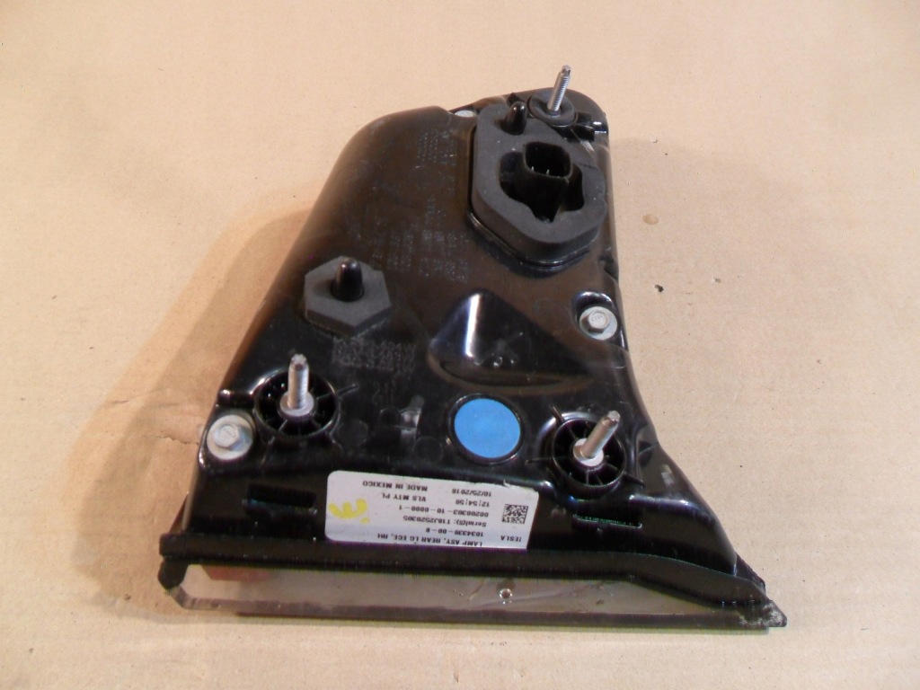 фото №14, Tesla model x лампа задня права 1034337