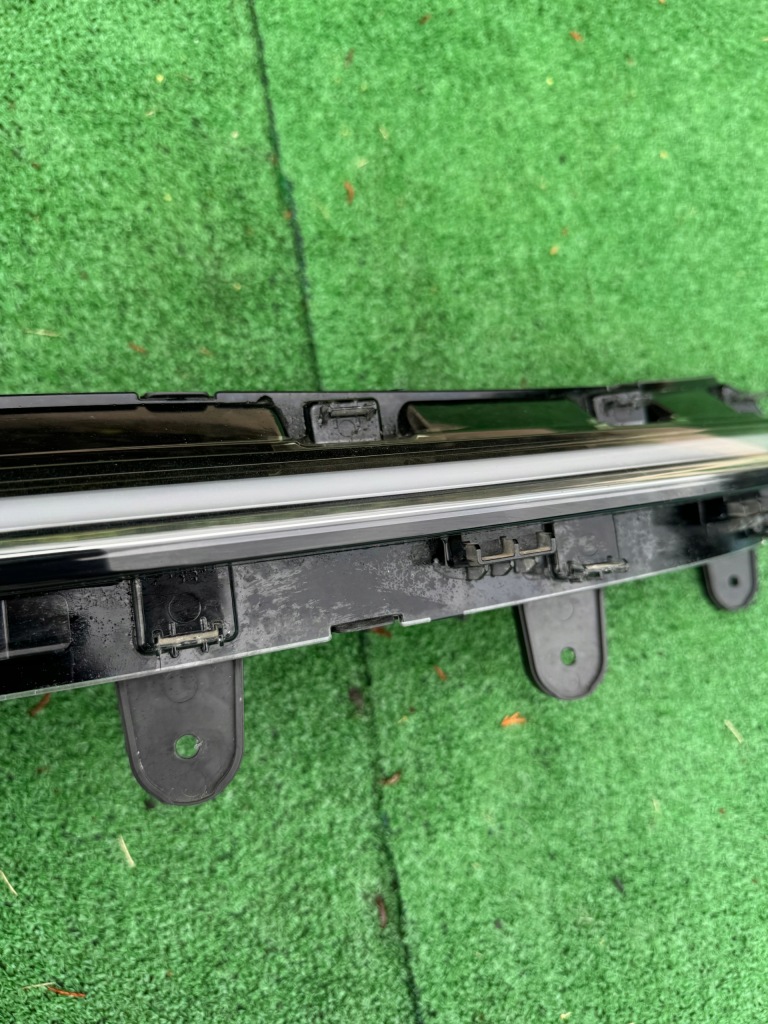 Mg marvel r 20- лампа перед передня led накладка 10934255 Недорого