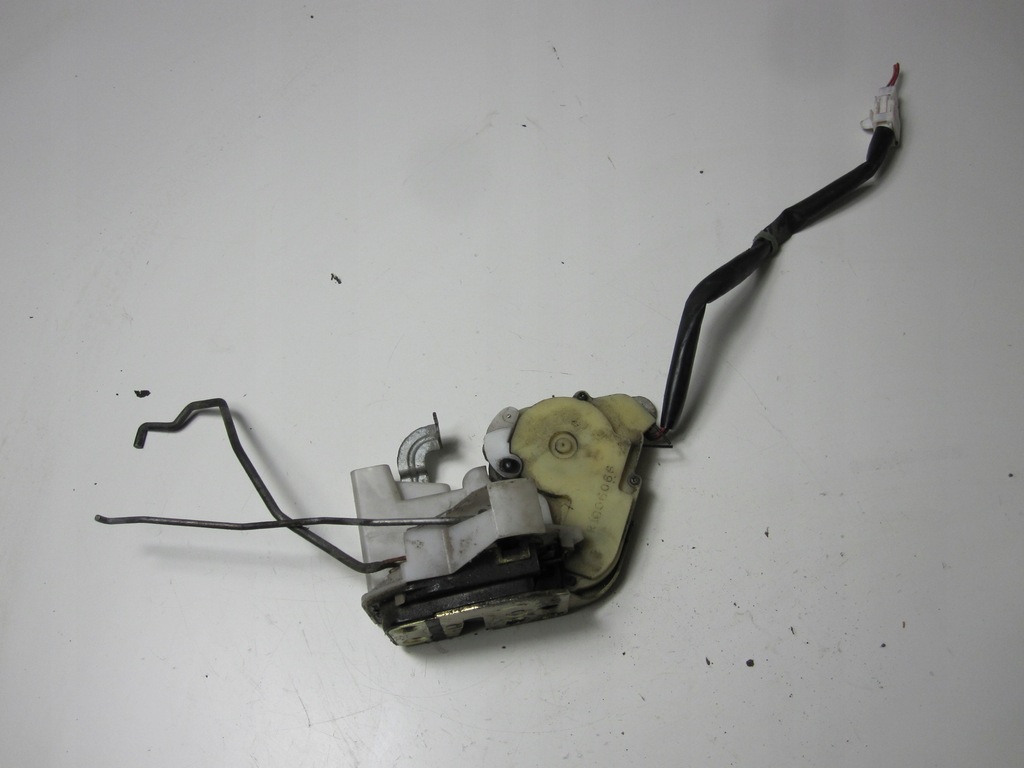 фото №6, Замок дверь передний правый mazda mpv 2000r