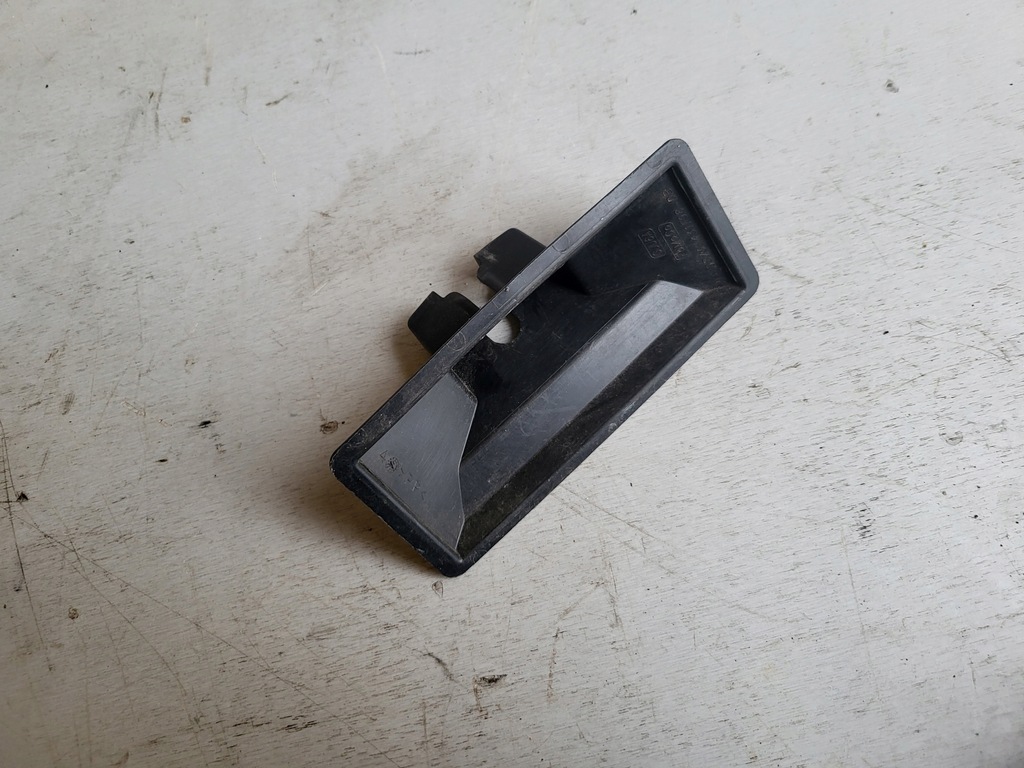 фото №7, Ford mustang 15- защита корпус замка крышки задняя ds73-431f98 -dc usa