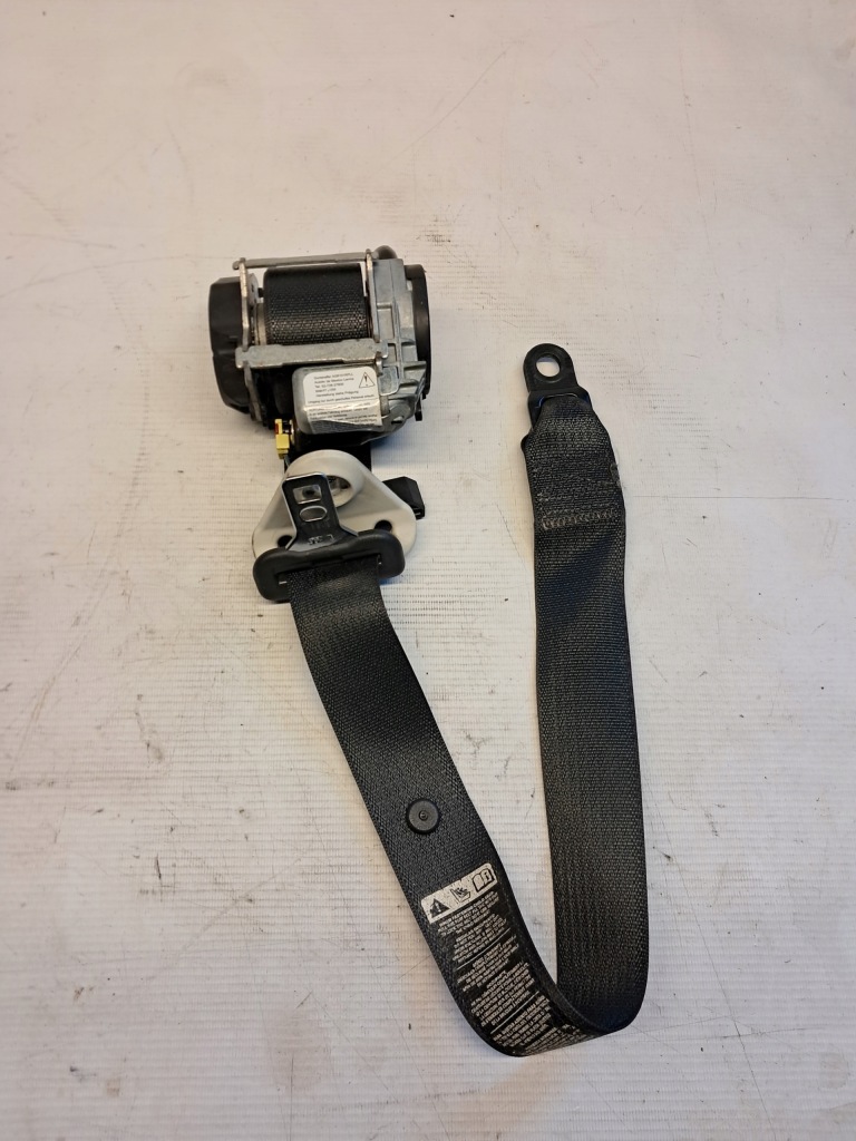 Купити Ремінь безпеки лівий перед jeep patriot 605884105c